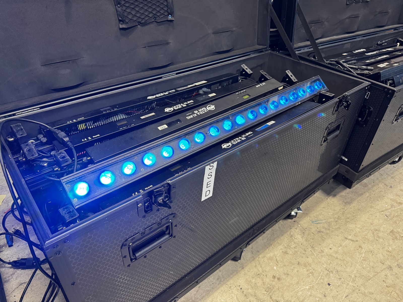 American DJ ADJ Kling Bar 18 Linear Bar Wash 18x3w RGB DMX 56ch Pixel 50+ Avail