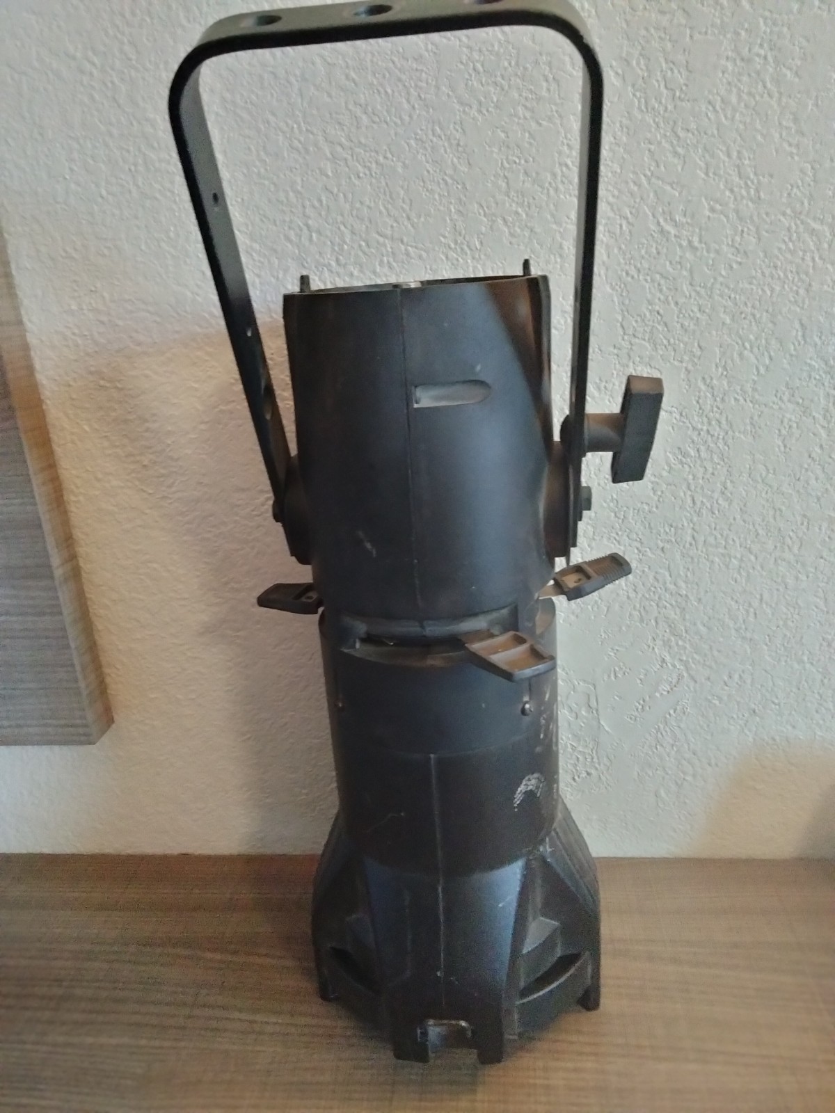 ETC Source Four Jr 25-50 Degree Zoom – Ellipoidal Series Stage Light ~ Read!