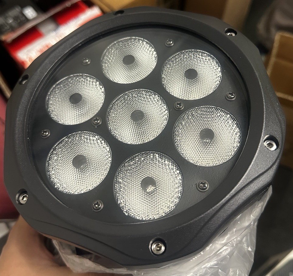 IP65 7x18W LED Aluminum RGBWA+UV Par Light Beam Stage Lighting Outdoor Party