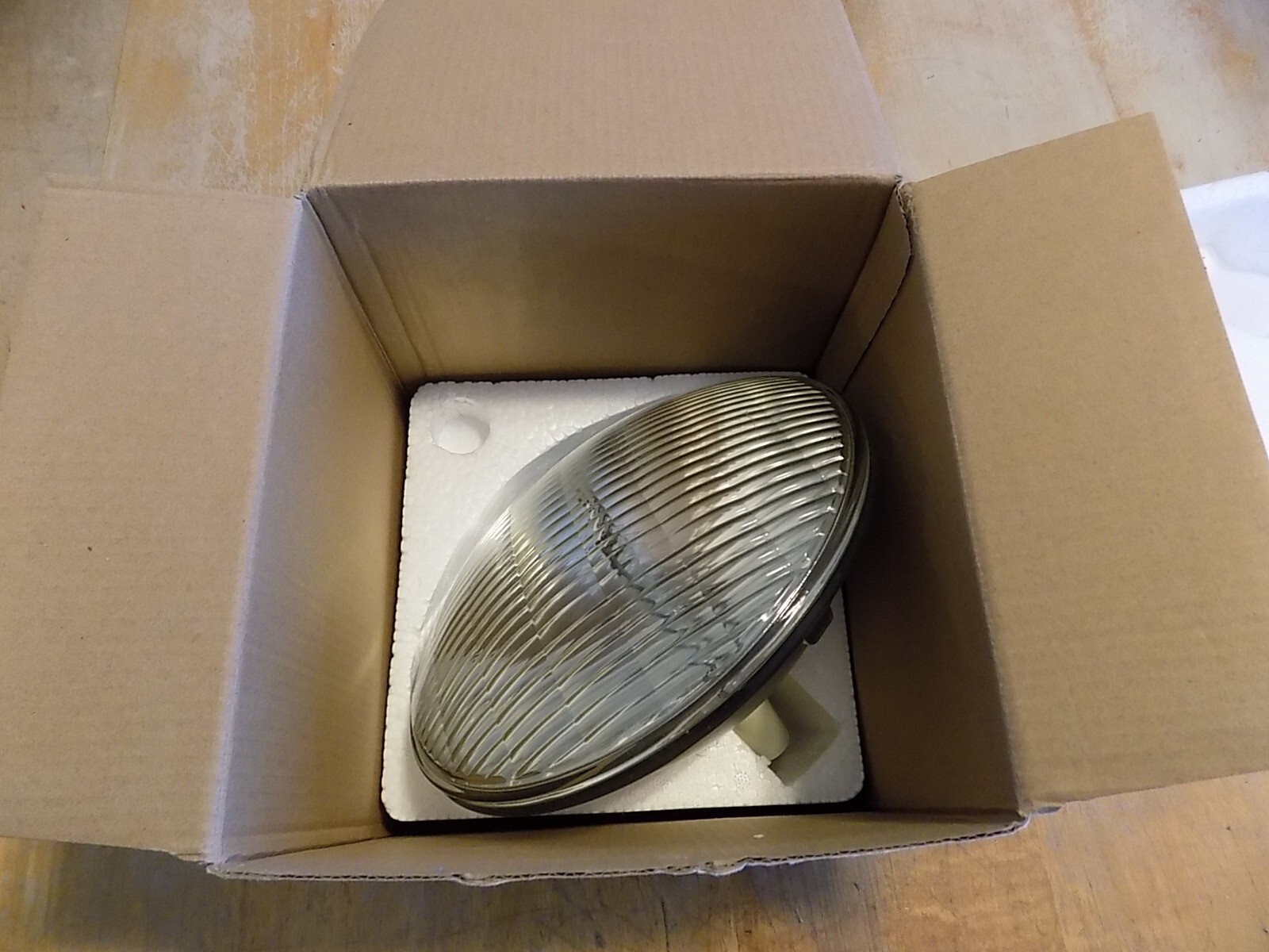 1000W PAR64 120-Volt Lamp Light Bulb 1000W FFR MFL NIB