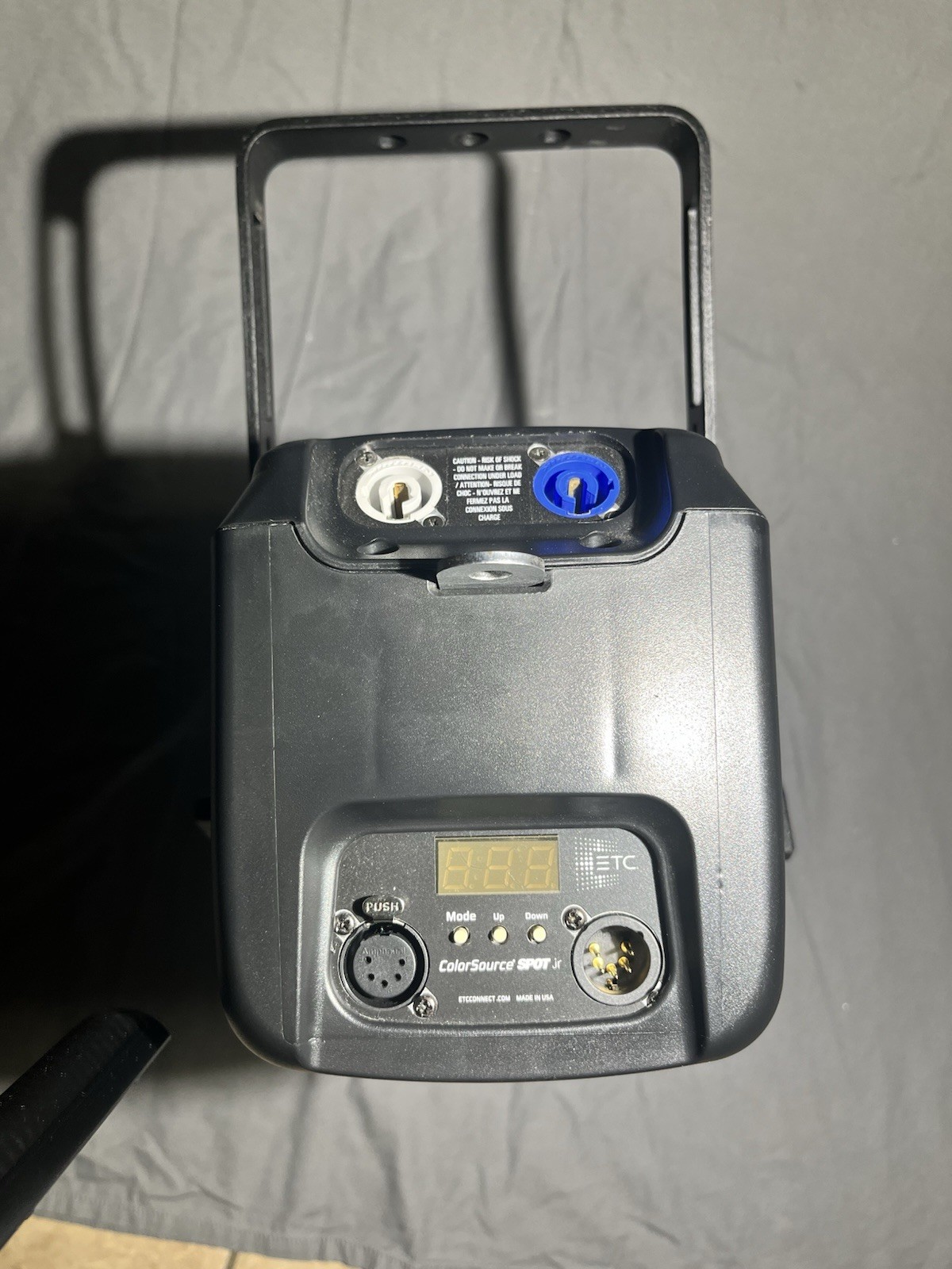 ETC ColorSource SPOT jr LED DMX Spotlight, Multicolor, Manual Pan/Tilt, Display