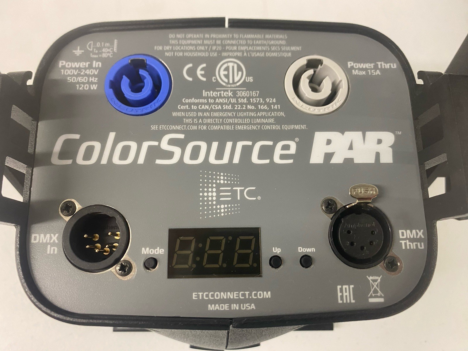 ETC ColorSource PAR LED DMX Multicolor Stage Light w/ Mounting Bracket Display