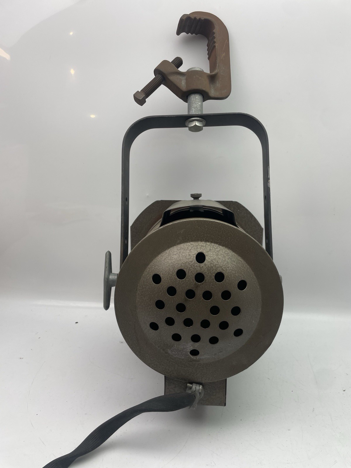 ⭐️ Altman 65Q Stage Studio Theater Light 6″ Fresnel + Gel Frame & Cable WORKS ⭐️