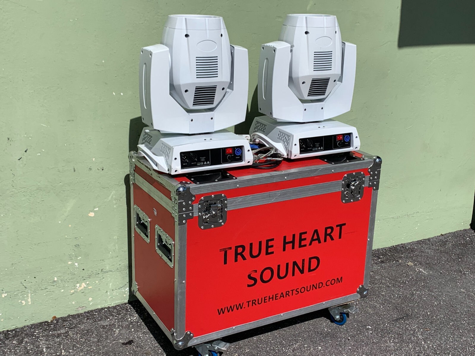 7R 230W Moving Head Beam W/Road Case #0114 (Pair)TRUEHEARTSOUND