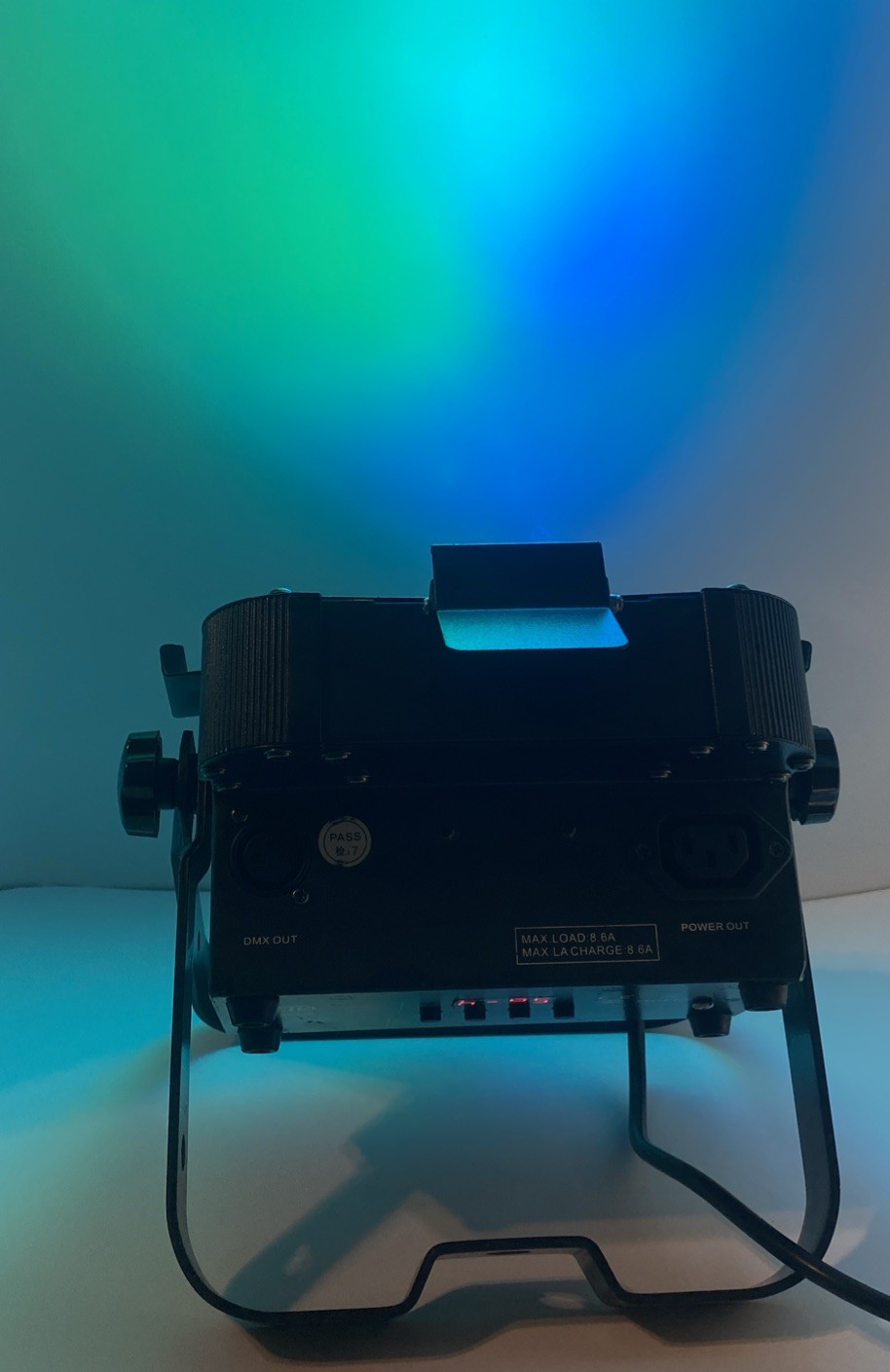 American DJ Flat Par TRI7X DMX Wash Light Ac 100v-240v Buttons LCD Screen Stand