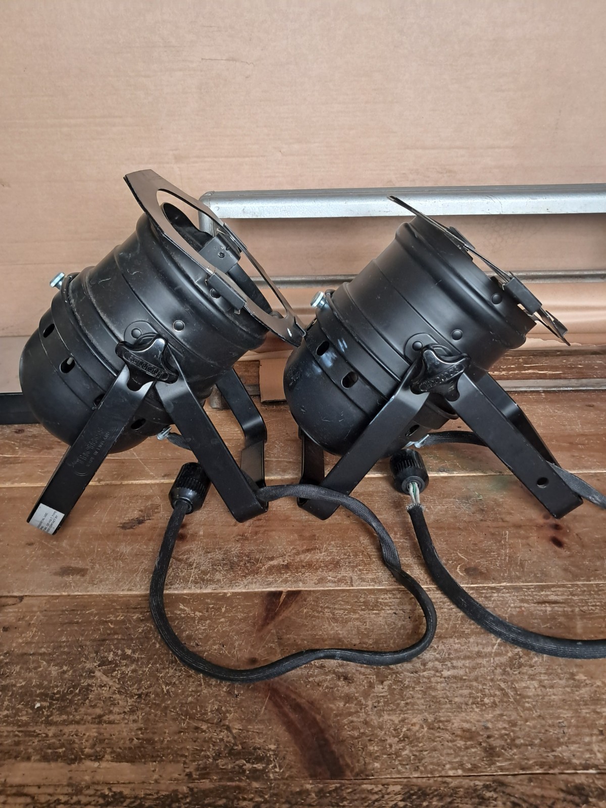 Thomas Spotlight Theater Stage Lighting Steel Can Black Par 56 500W 120V