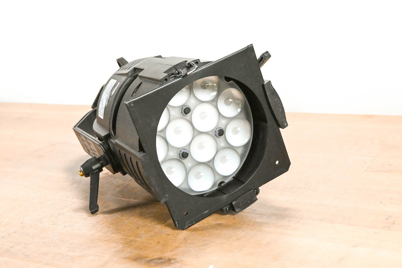 Martin Lighting RUSH PAR 2 RGBW Zoom US LED Par Can CG014GF