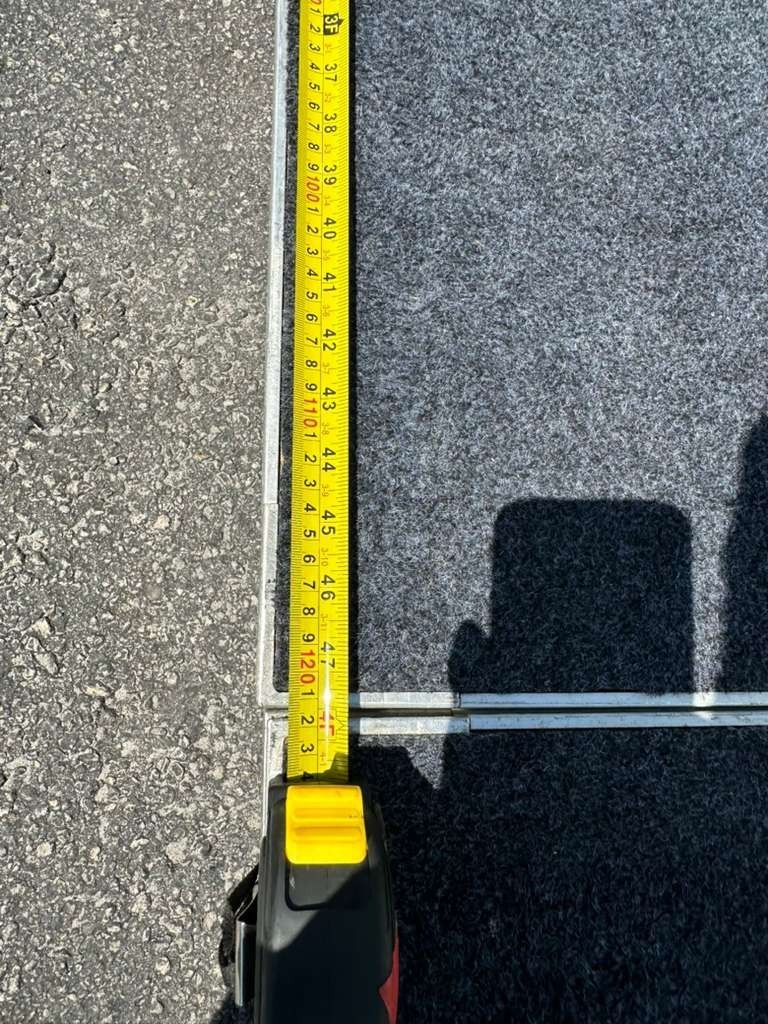 UNBRANDED 4X8FT CARPET STAGE DECK #2114 (FOR ONE ONLY)THS