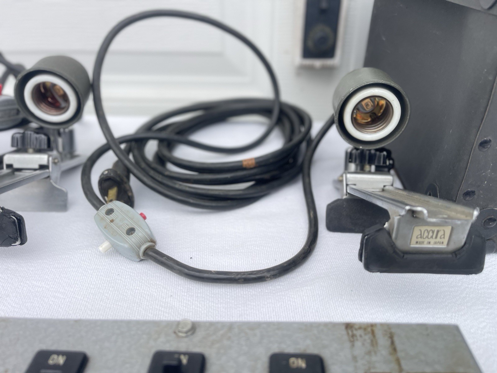 LOT Times Square Theatrical Studio Power Supply/TLI Track & Accura Japan Lights