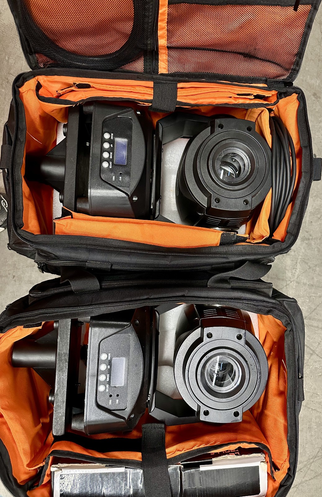 Moving Heads Lighting With Programed Controller