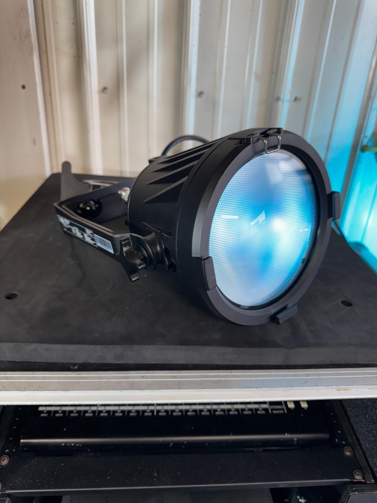 Chauvet Colorado 1QS RGBW LED Wash Par IP65 DMX Theater Stage Light Tested MINT!