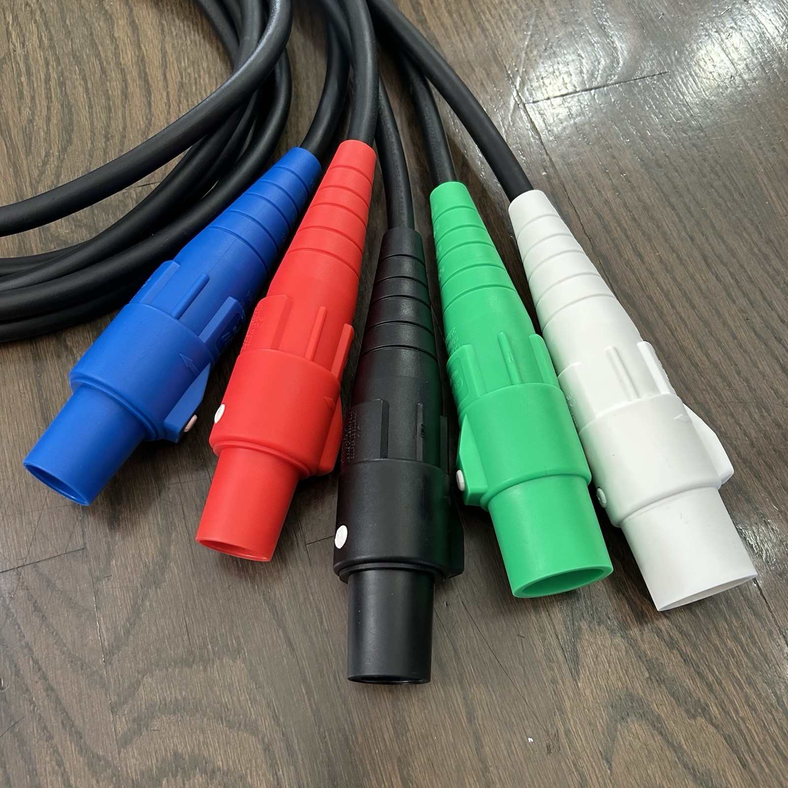 560P9W 60 AMP Pin And Sleeve 120/208 VAC CamLock Feeder Adapter Power 4AWG Cable