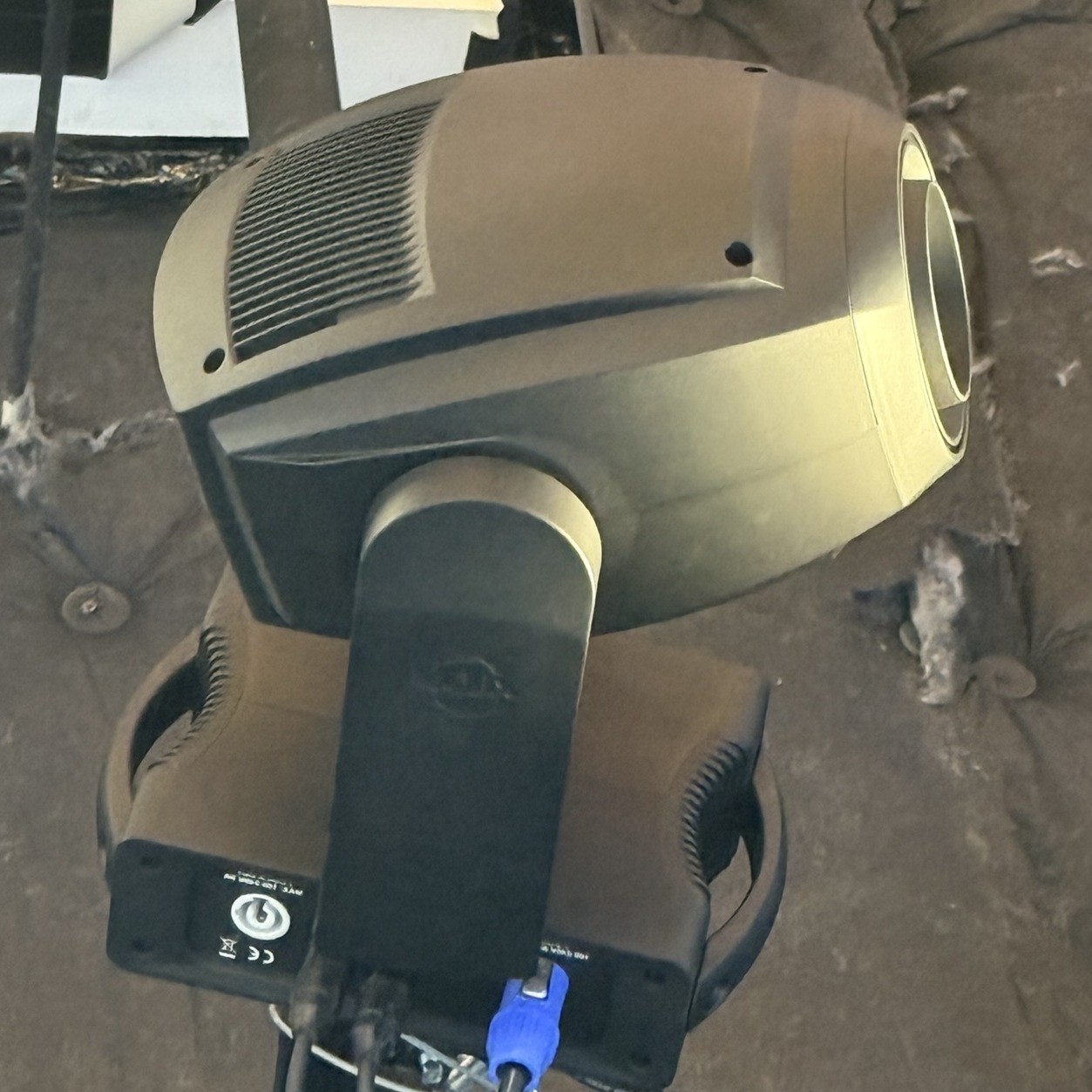 American DJ FOCUS SPOT 4Z 200W LED Moving Head Fixture with Zoom