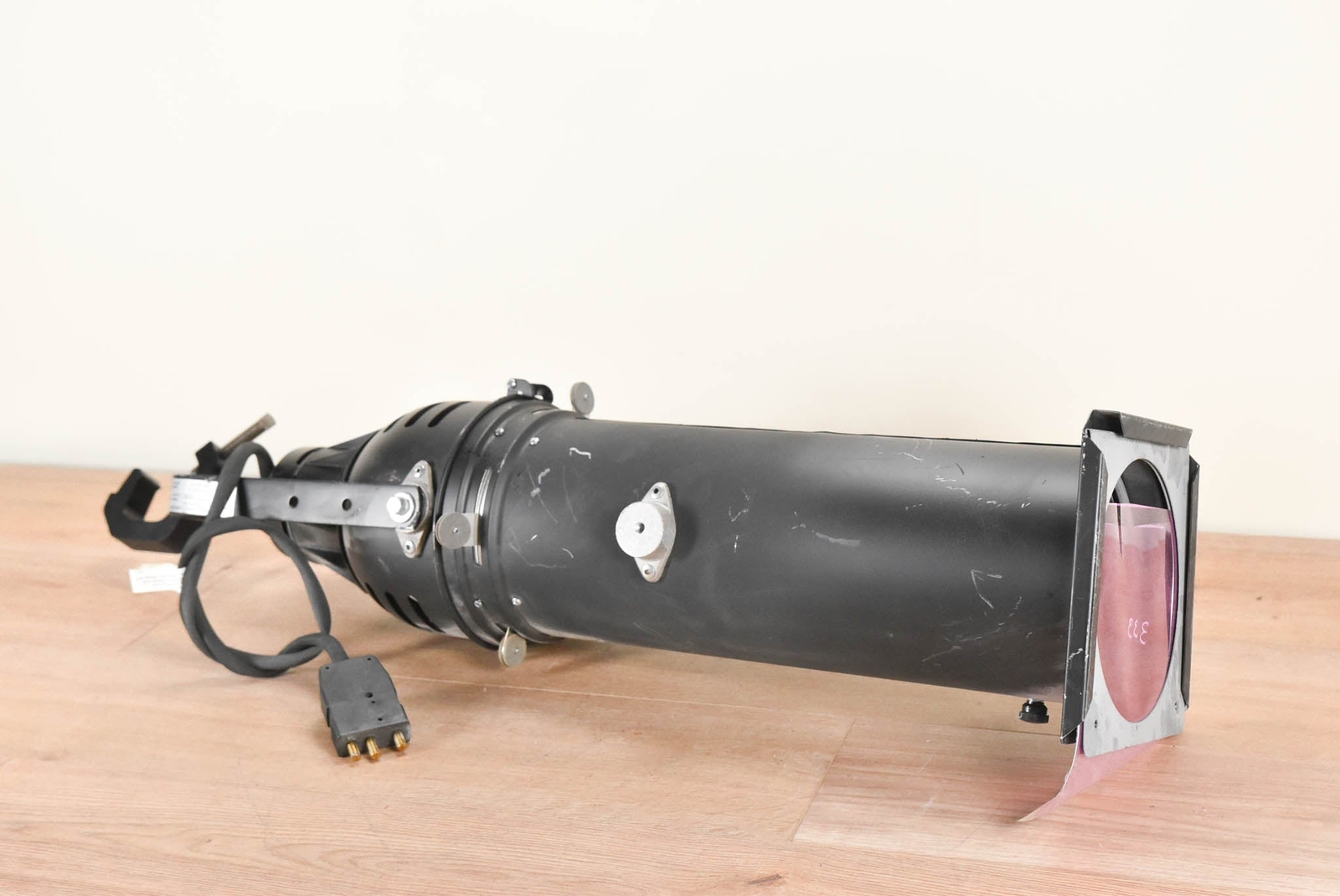 L&E AQ61 Ellipsoidal Light (Unknown Lens Degree) CG0002J